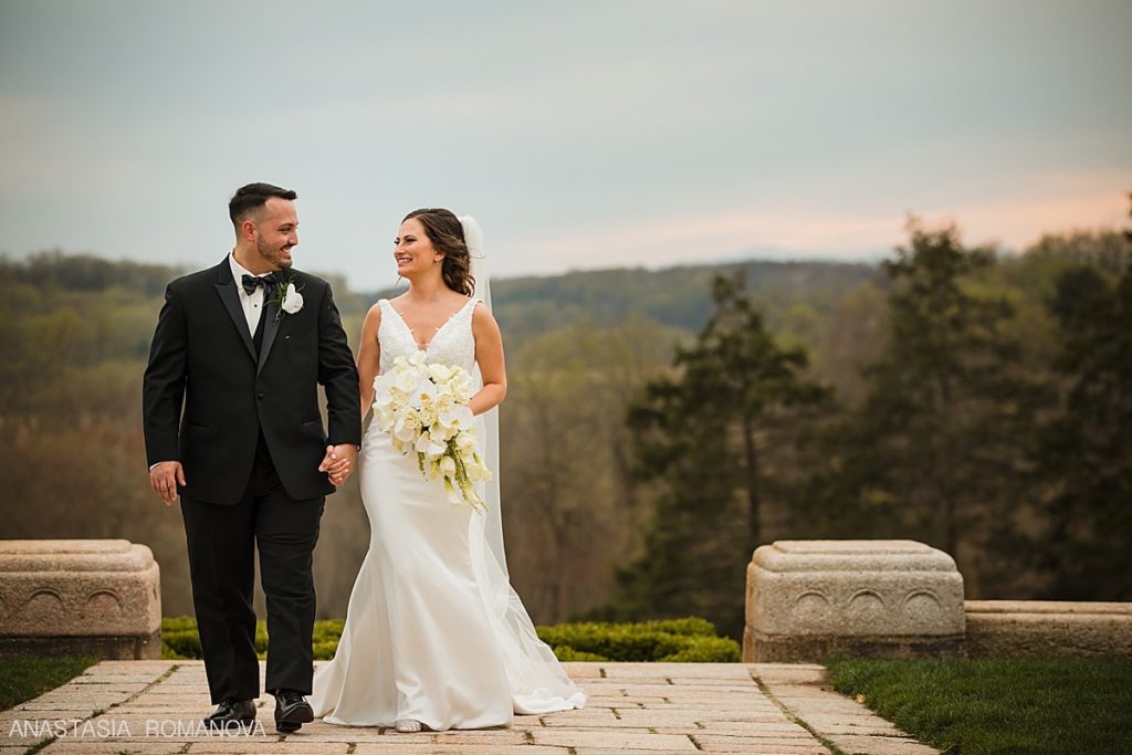 Wedding photos of the bride and groom at Bryn Athyn Cathedral
