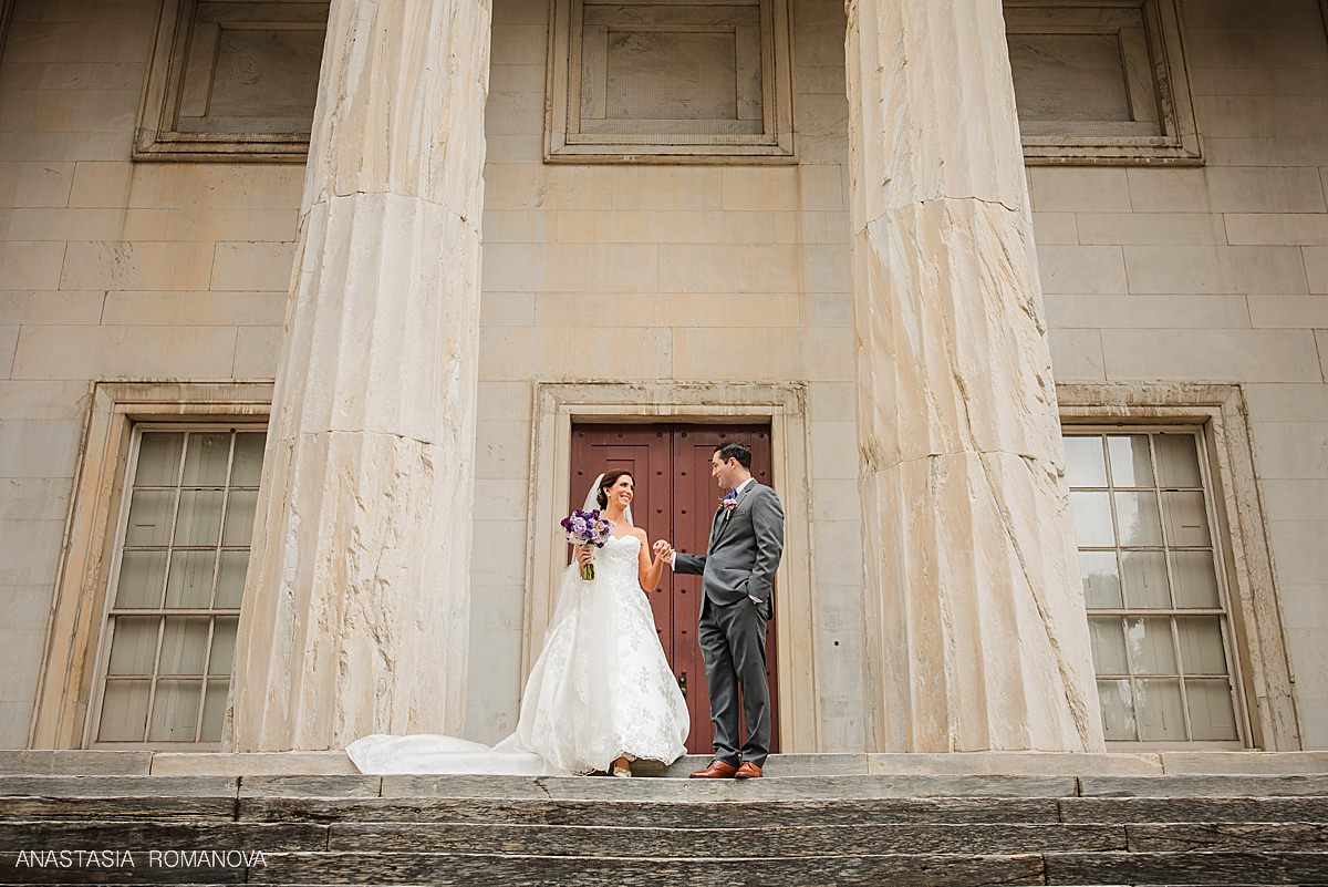 Bride and Groom wedding portraits at 2nd National Bank in Philly
