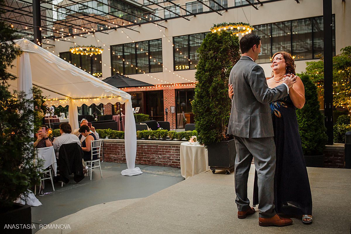 Philly outdoor wedding at Vie by Cescaphe
